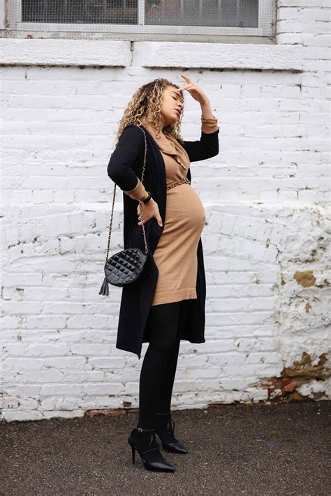 Pregnant Outfits Winter